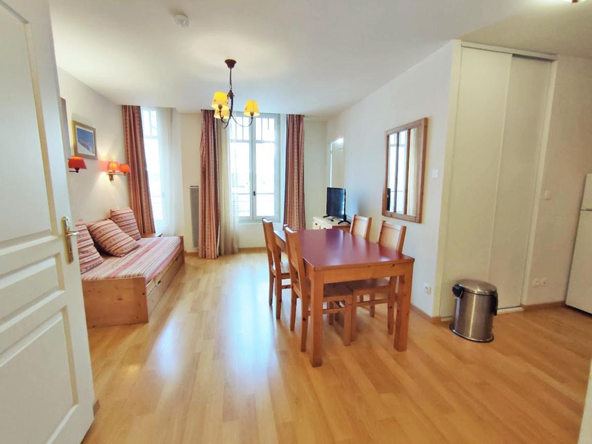 Evasion, T3, Centre Luchon, Wifi, Casier A Skis, Ascenseur, 6 Personnes Bagnères-de-Luchon エクステリア 写真